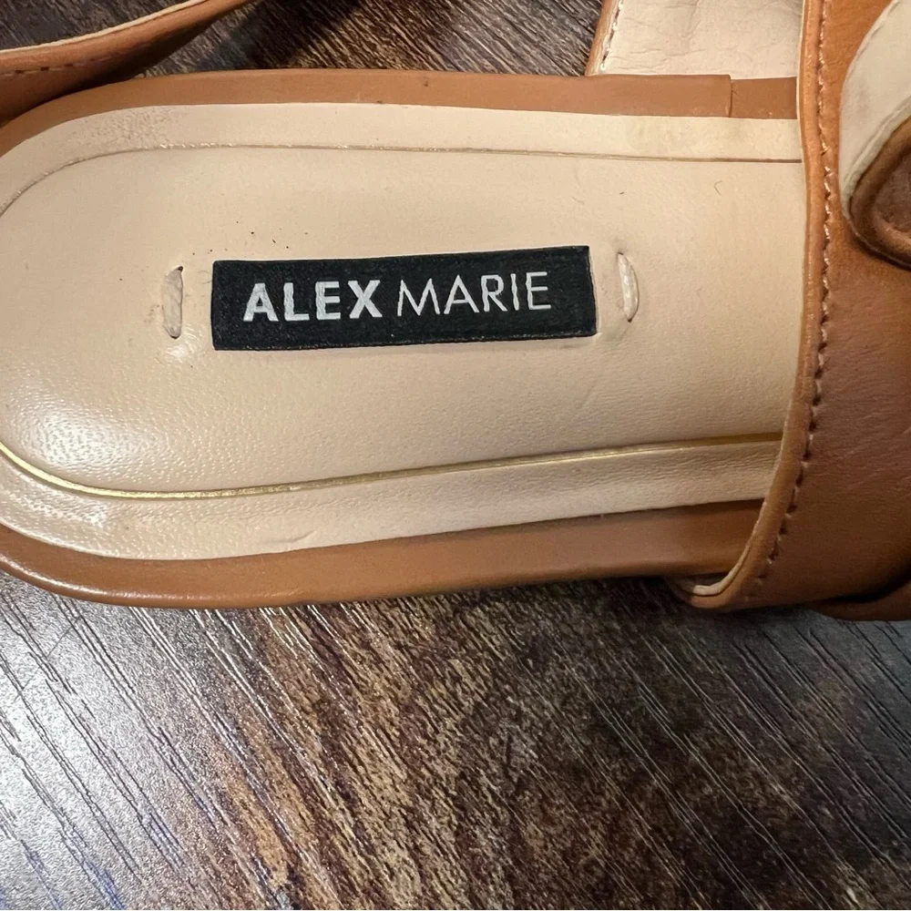 Alex Marie Tan Leather Sandals T Strap Casual Flat Metallic Buckle Women's 8
